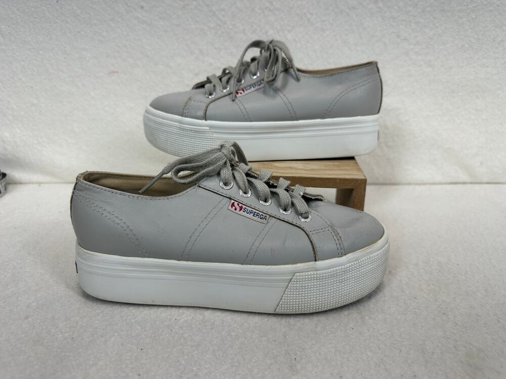 Superga Gray Leather Platform Sneaker SZ 6 Blokette Preppy Minimalist